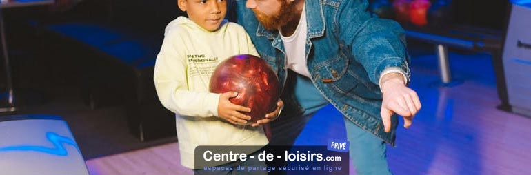 A quel âge emmener mon enfant au bowling ? 